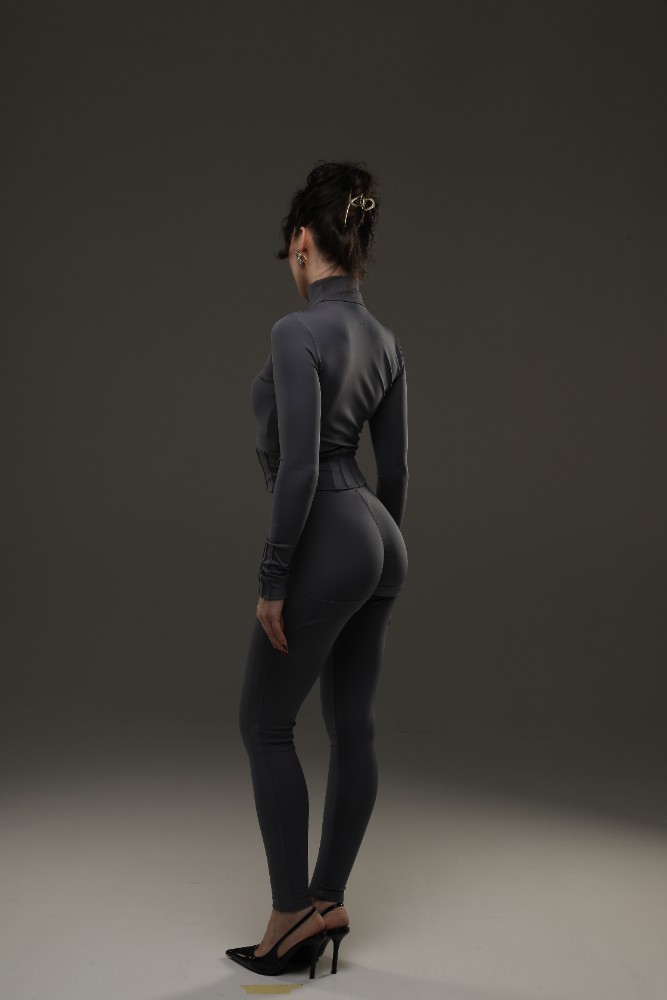 OUTLINE Dark Grey Suit | THE KILLA Official Store